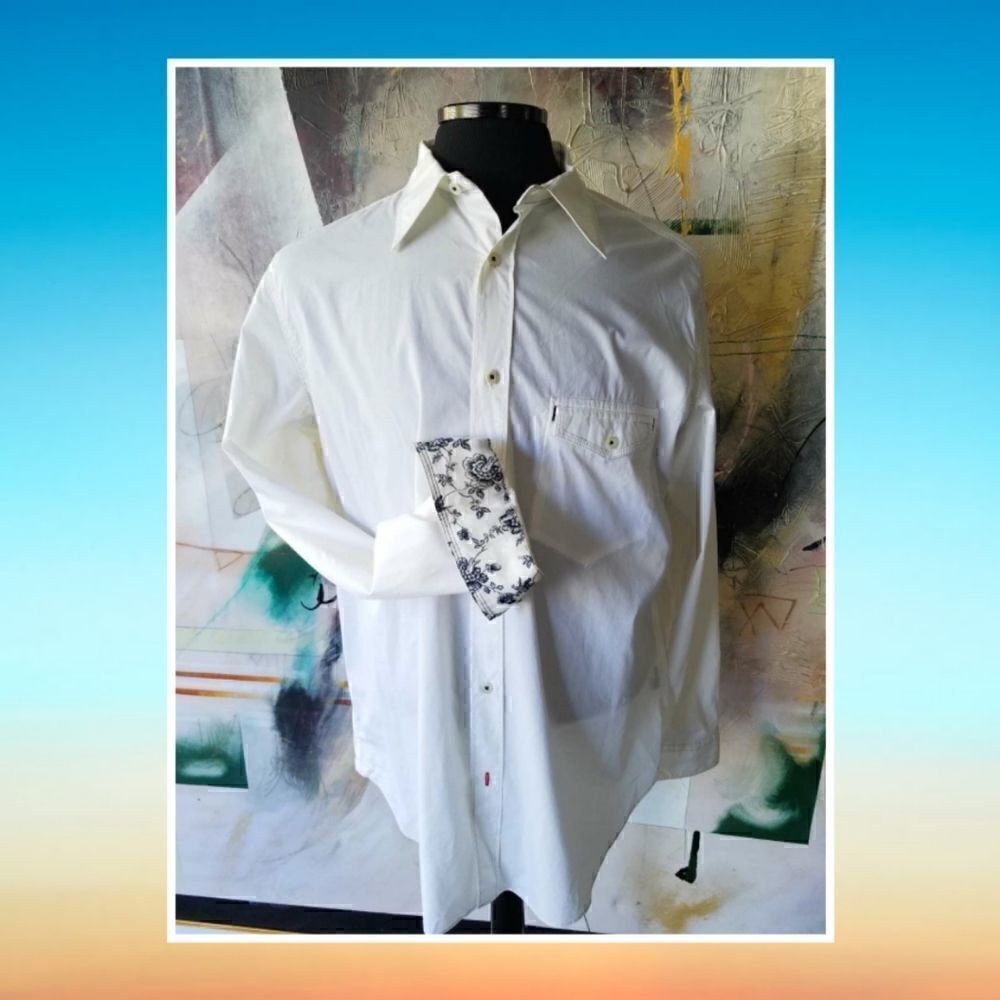 Martin Gordon vintage long sleeved size Large